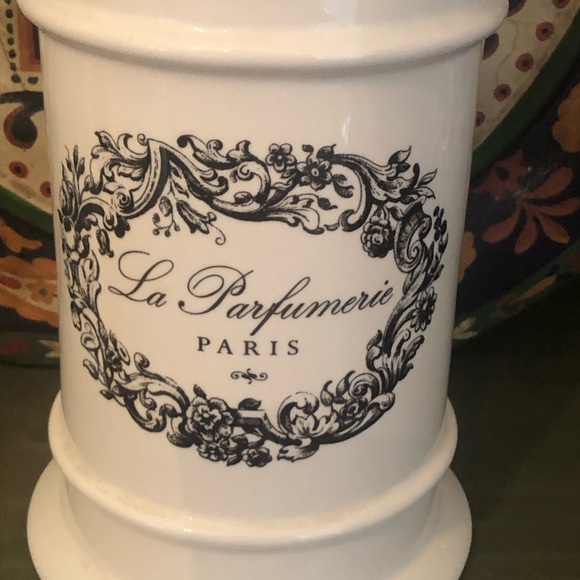 The Paula Scaletta Santa Barbara Ceramic Apothecary Jar - Picture 3 of 10